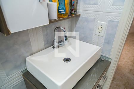 Apartamento à venda com 70m², 2 quartos e 1 vagaBanheiro - Pia