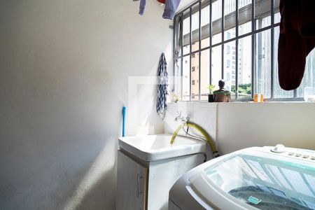 Apartamento à venda com 70m², 2 quartos e 1 vagaÁrea de Serviço