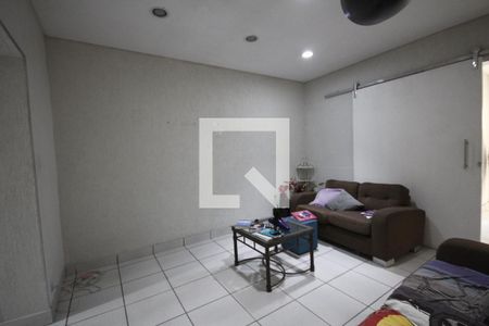 Casa à venda com 250m², 3 quartos e 1 vagaSala Casa 2