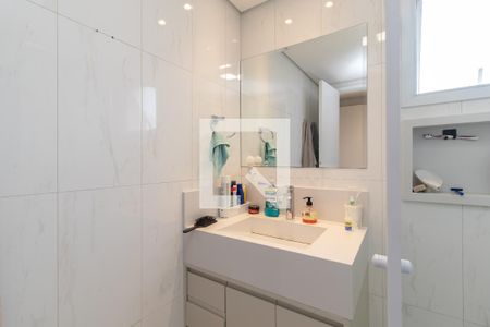 Apartamento à venda com 44m², 1 quarto e 2 vagasBanheiro da Suíte