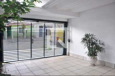 Casa à venda com 175m², 5 quartos e 2 vagas Casa à venda com 175m², 5 quartos e 2 vagasGaragem