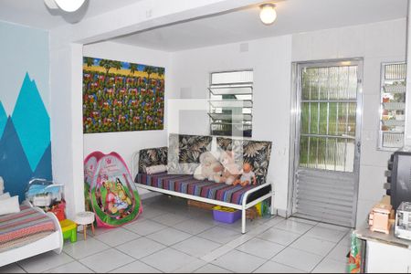 Casa à venda com 175m², 5 quartos e 2 vagas Casa à venda com 175m², 5 quartos e 2 vagasQuarto com Suite