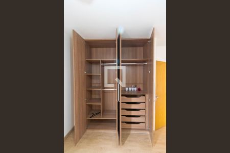 Suíte - Armário de apartamento à venda com 1 quarto, 68m² em Centro, Campinas