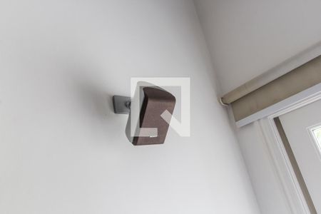 Casa de condomínio à venda com 435m², 5 quartos e 4 vagas Casa de condomínio à venda com 435m², 5 quartos e 4 vagasDetalhe Sala