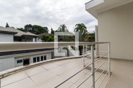 Casa de condomínio à venda com 435m², 5 quartos e 4 vagas Casa de condomínio à venda com 435m², 5 quartos e 4 vagasVaranda