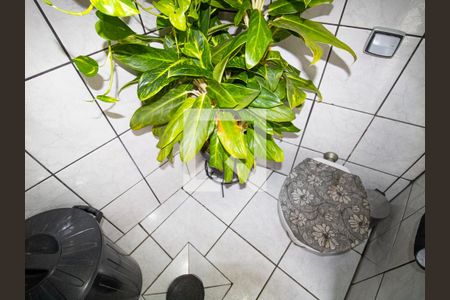 Casa à venda com 240m², 3 quartos e 3 vagas Casa à venda com 240m², 3 quartos e 3 vagasBanheiro 2