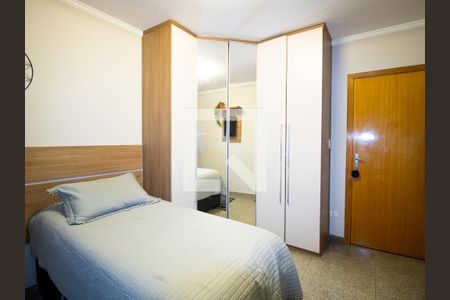 Casa à venda com 240m², 3 quartos e 3 vagas Casa à venda com 240m², 3 quartos e 3 vagasQuarto 2