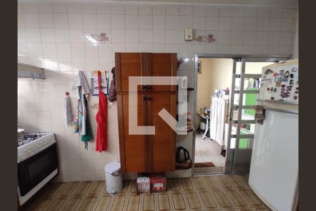 Casa à venda com 90m², 3 quartos e sem vaga Casa à venda com 90m², 3 quartos e sem vagaCozinha