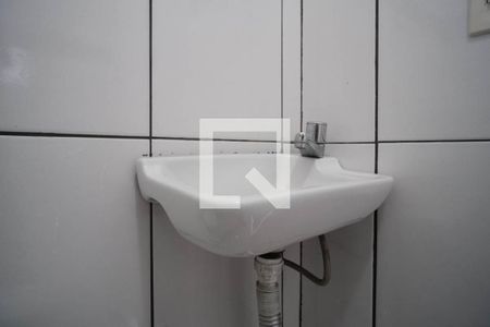 Casa à venda com 150m², 3 quartos e 1 vaga Casa à venda com 150m², 3 quartos e 1 vagaBanheiro Social