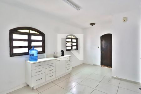 Casa à venda com 189m², 3 quartos e 4 vagas Casa à venda com 189m², 3 quartos e 4 vagasCozinha