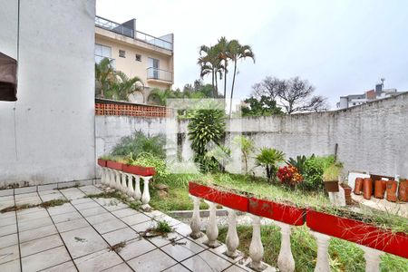 Casa à venda com 189m², 3 quartos e 4 vagas Casa à venda com 189m², 3 quartos e 4 vagasQuintal