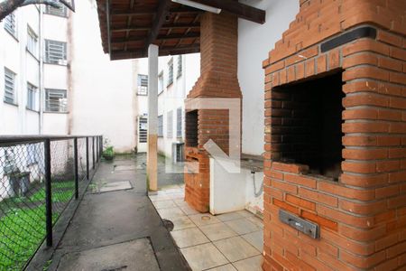 Apartamento para alugar com 50m², 2 quartos e 1 vaga Apartamento para alugar com 50m², 2 quartos e 1 vagaÁrea comum - Churrasqueira