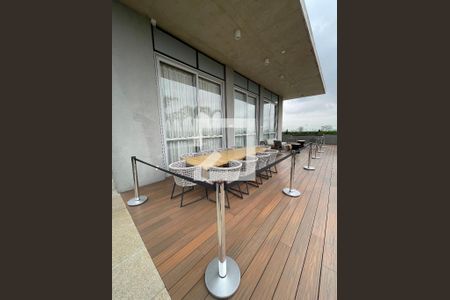 Apartamento à venda com 36m², 1 quarto e 1 vaga Apartamento à venda com 36m², 1 quarto e 1 vagaÁrea comum - Piscina