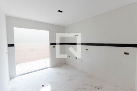 Casa à venda com 108m², 3 quartos e 2 vagas Casa à venda com 108m², 3 quartos e 2 vagasCozinha