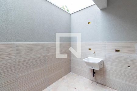 Casa à venda com 108m², 3 quartos e 2 vagas Casa à venda com 108m², 3 quartos e 2 vagasLavanderia