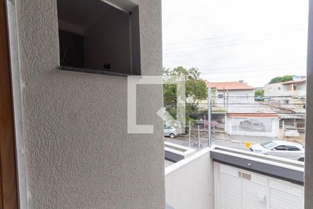 Casa à venda com 108m², 3 quartos e 2 vagas Casa à venda com 108m², 3 quartos e 2 vagasVaranda