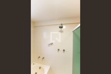 Apartamento à venda com 201m², 4 quartos e 3 vagas Apartamento à venda com 201m², 4 quartos e 3 vagasBanheiro da Suíte 3