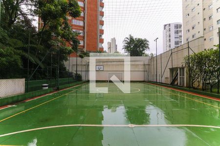 Apartamento à venda com 201m², 4 quartos e 3 vagas Apartamento à venda com 201m², 4 quartos e 3 vagasQuadra Esportiva