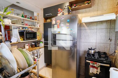 Casa à venda com 120m², 2 quartos e 2 vagas Casa à venda com 120m², 2 quartos e 2 vagasCozinha
