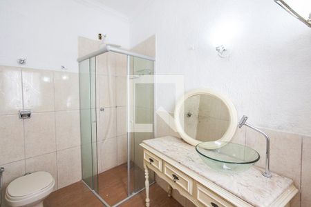 Banheiro da Suite 1 de casa para alugar com 4 quartos, 270m² em Osvaldo Rezende, Uberlândia