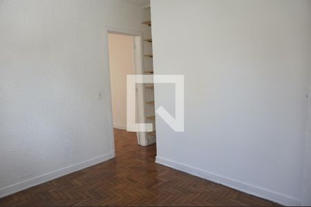 Casa à venda com 110m², 3 quartos e 1 vagaSuíte 