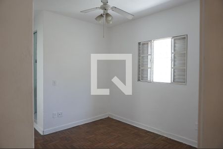 Casa à venda com 110m², 3 quartos e 1 vagaSuíte 