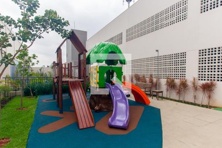 Apartamento para alugar com 34m², 2 quartos e 1 vaga Apartamento para alugar com 34m², 2 quartos e 1 vagaÁrea comum - Playground