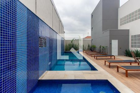 Apartamento para alugar com 34m², 2 quartos e 1 vaga Apartamento para alugar com 34m², 2 quartos e 1 vagaÁrea comum - Piscina