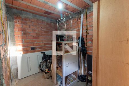 Casa à venda com 220m², 3 quartos e 1 vaga Casa à venda com 220m², 3 quartos e 1 vagaEdícula