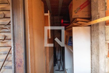 Casa à venda com 220m², 3 quartos e 1 vaga Casa à venda com 220m², 3 quartos e 1 vagaEdícula