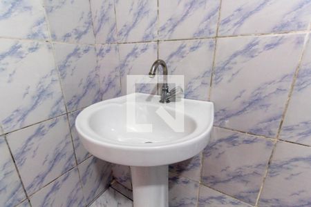 Casa à venda com 220m², 3 quartos e 1 vaga Casa à venda com 220m², 3 quartos e 1 vagaBanheiro da Suíte 2