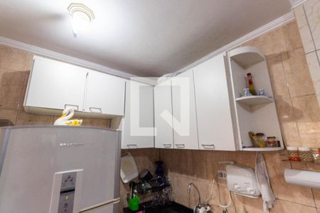 Casa à venda com 220m², 3 quartos e 1 vaga Casa à venda com 220m², 3 quartos e 1 vagaCozinha - Armários