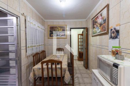 Casa à venda com 220m², 3 quartos e 1 vaga Casa à venda com 220m², 3 quartos e 1 vagaCozinha