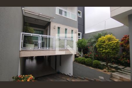 Casa à venda com 400m², 4 quartos e 8 vagasFachada da Casa
