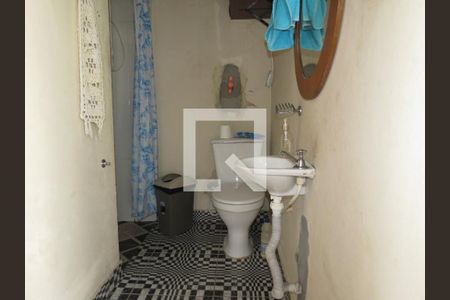 Casa à venda com 216m², 6 quartos e 2 vagasBanheiro Área de Serviço