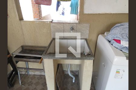 Casa à venda com 216m², 6 quartos e 2 vagasLavanderia