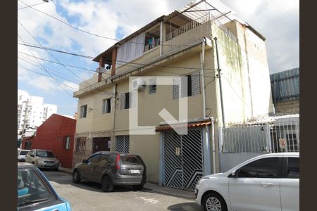 Casa à venda com 216m², 6 quartos e 2 vagasFachada Completa