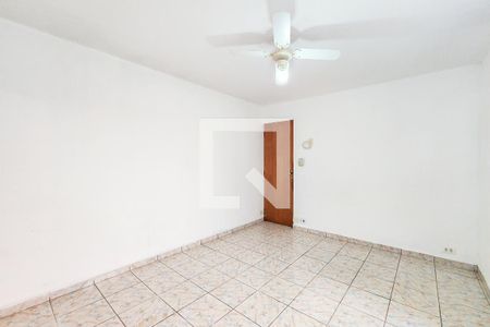 Casa à venda com 140m², 3 quartos e 2 vagasSuíte