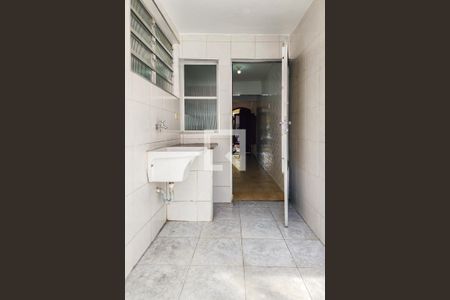 Casa à venda com 140m², 3 quartos e 2 vagasÁrea de Serviço