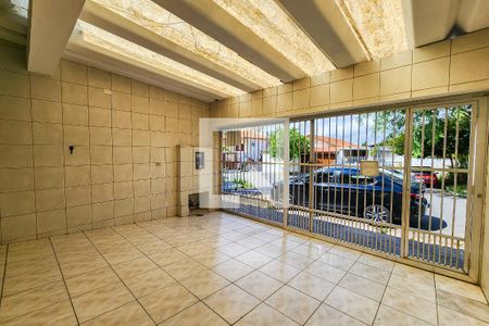 Casa à venda com 140m², 3 quartos e 2 vagasGaragem