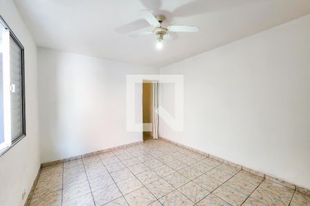 Casa à venda com 140m², 3 quartos e 2 vagasSuíte