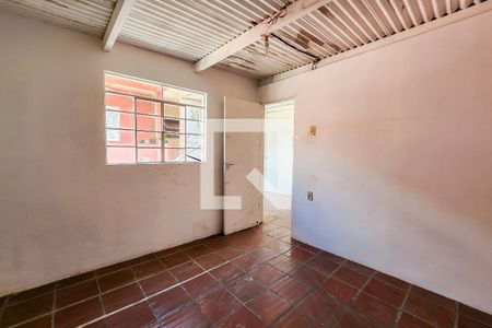 Casa à venda com 140m², 3 quartos e 2 vagasÁrea de Serviço