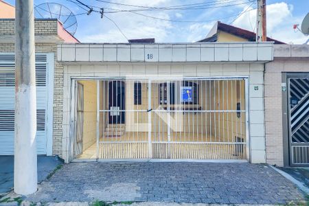 Casa à venda com 140m², 3 quartos e 2 vagasFachada