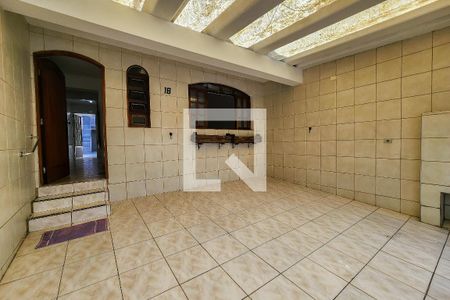 Casa à venda com 140m², 3 quartos e 2 vagasGaragem