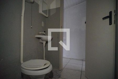 Casa à venda com 160m², 6 quartos e sem vaga Casa à venda com 160m², 6 quartos e sem vagaBanheiro 2