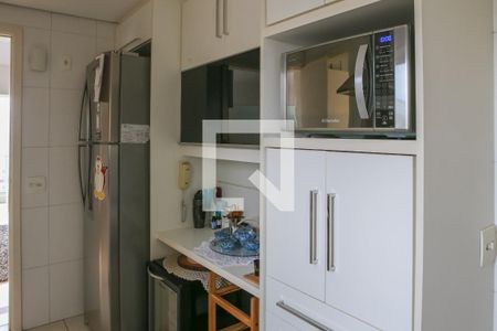 Apartamento à venda com 140m², 2 quartos e 3 vagas Apartamento à venda com 140m², 2 quartos e 3 vagasCozinha