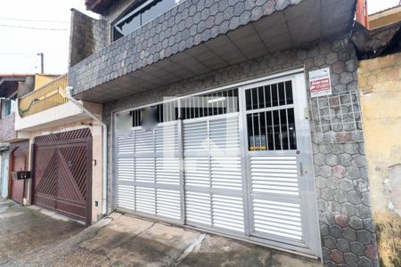 Casa à venda com 129m², 2 quartos e 2 vagas Casa à venda com 129m², 2 quartos e 2 vagasFachada