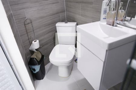 Casa à venda com 800m², 3 quartos e 4 vagasBanheiro de serviço