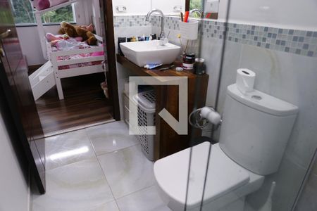 Casa à venda com 800m², 3 quartos e 4 vagasBanheiro da Suíte 1