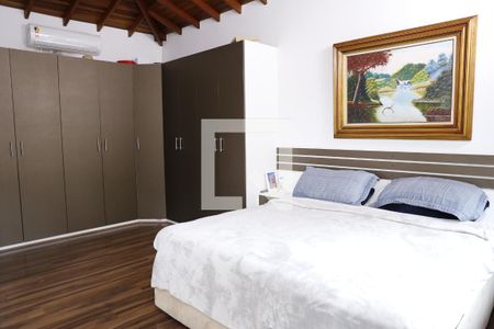 Casa à venda com 800m², 3 quartos e 4 vagasSuíte 2